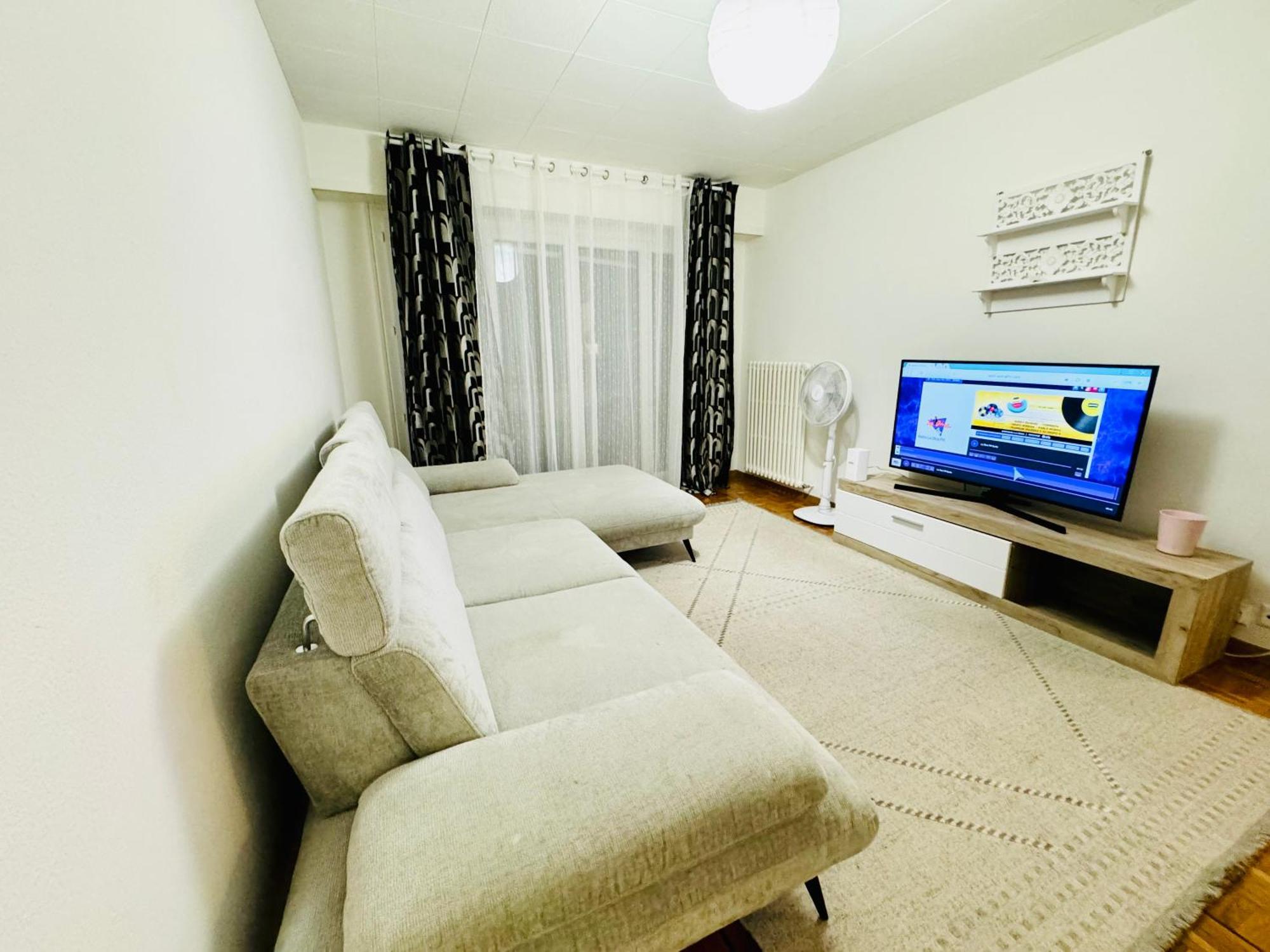 Apartahotel Confort Lausanne Luaran gambar