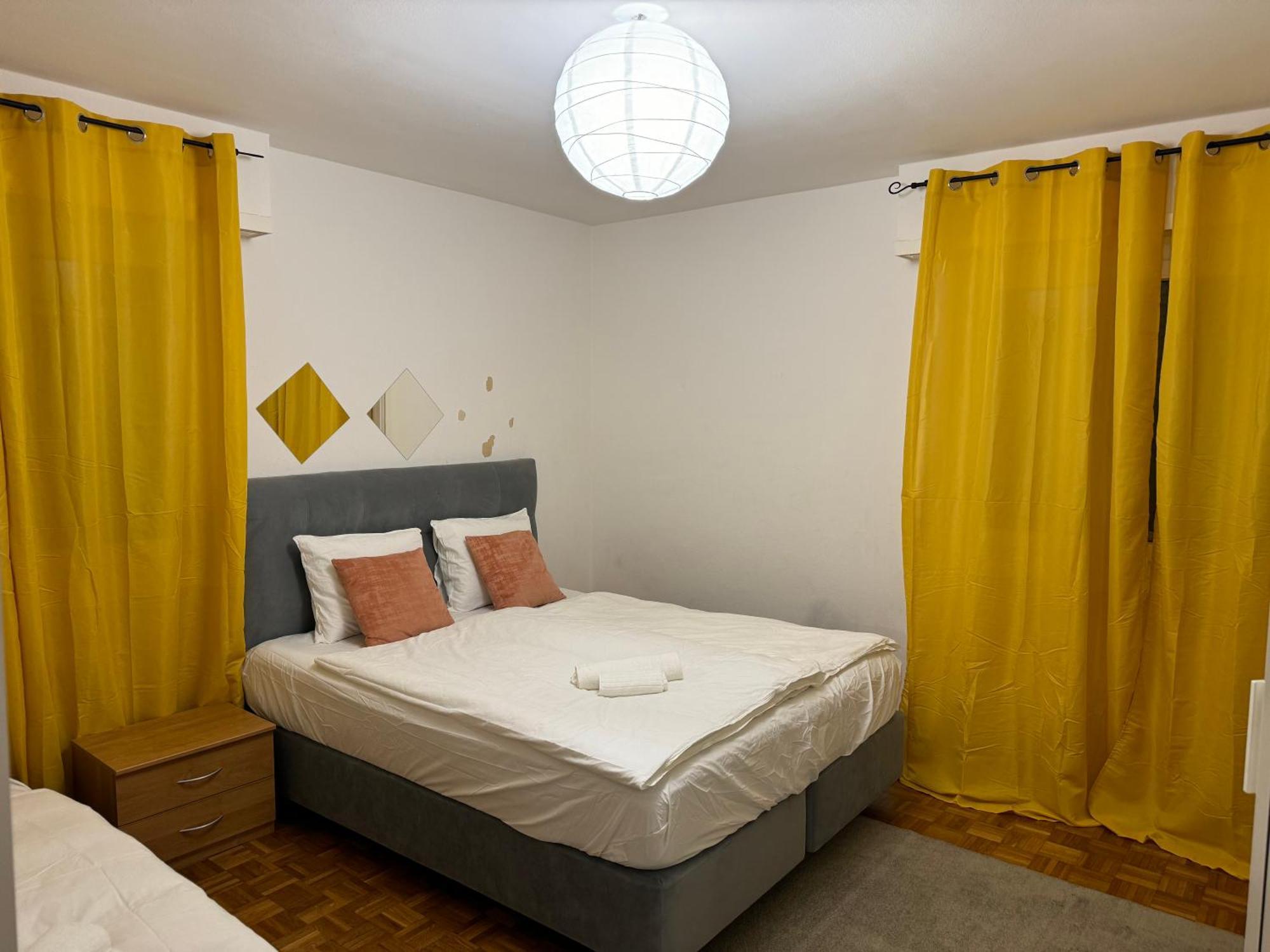 Apartahotel Confort Lausanne Luaran gambar