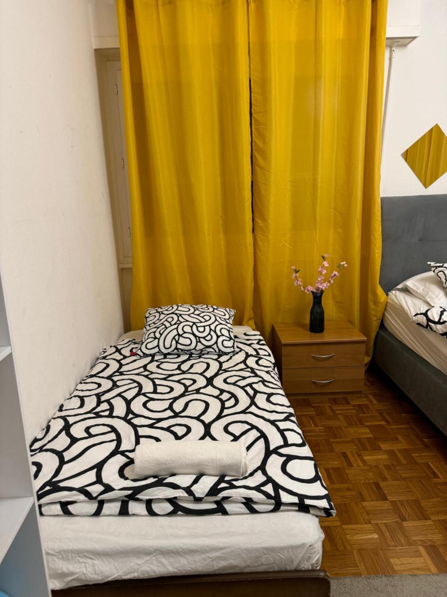 Apartahotel Confort Lausanne Luaran gambar
